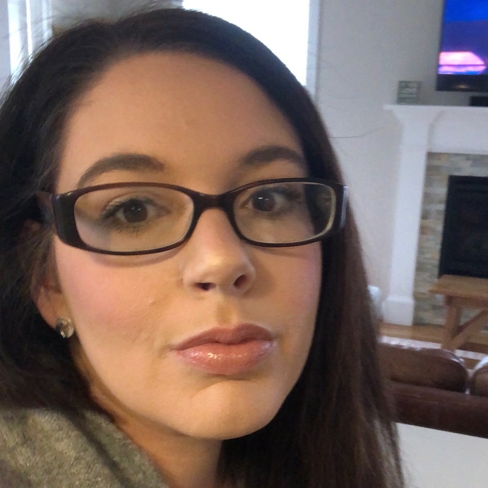 Meet your Posher, Meaghan